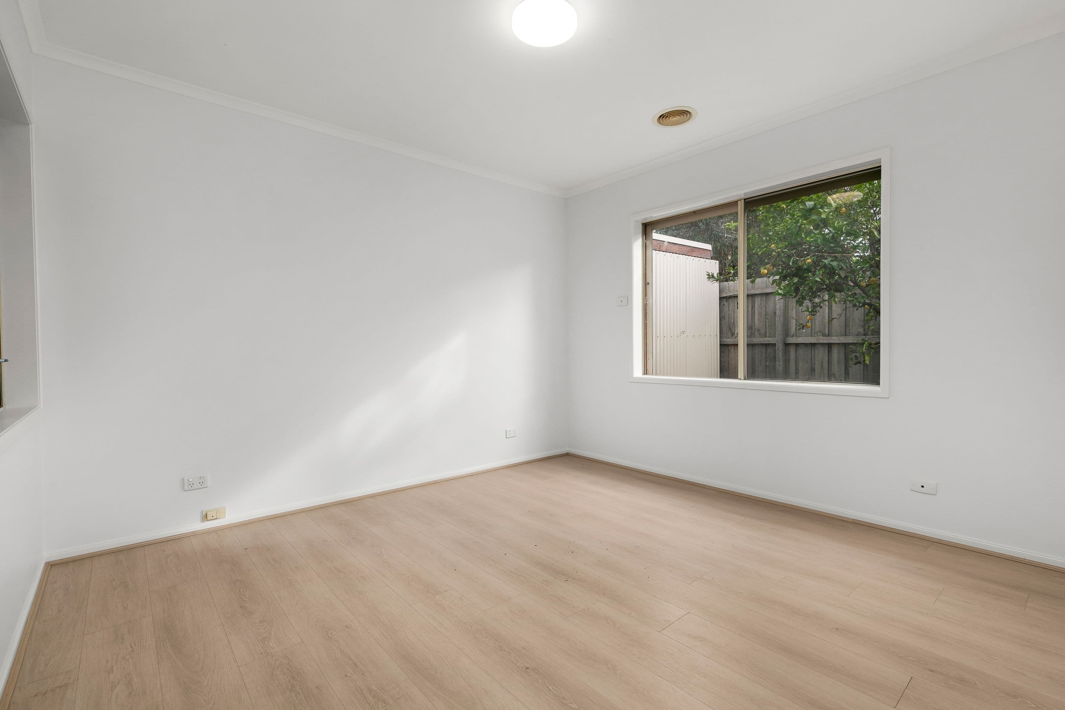 11 Harwood Place, Roxburgh Park VIC 3064, Roxburgh Park - Thumbnail 2