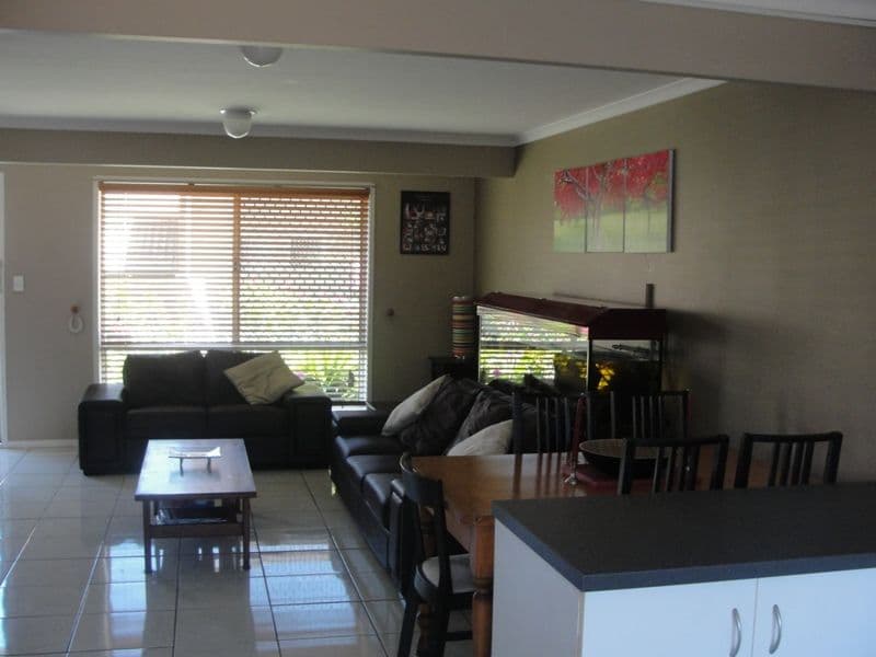 96 Smith Road, WOODRIDGE QLD 4114, Woodridge - Thumbnail 3