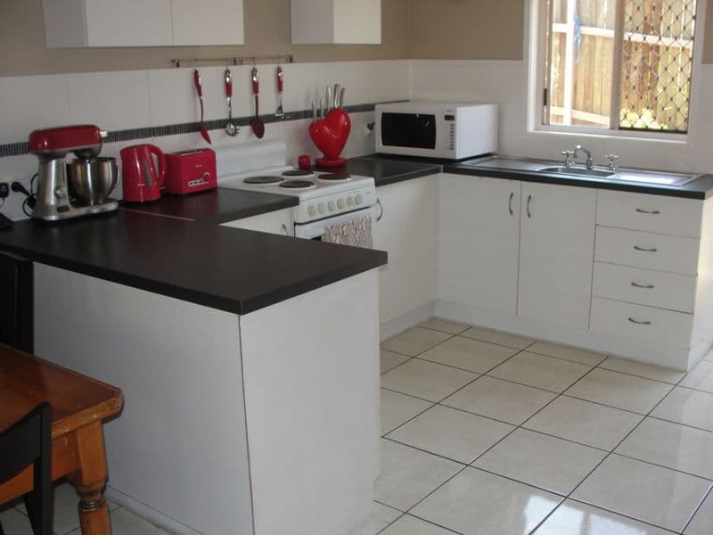 96 Smith Road, WOODRIDGE QLD 4114, Woodridge - Thumbnail 4