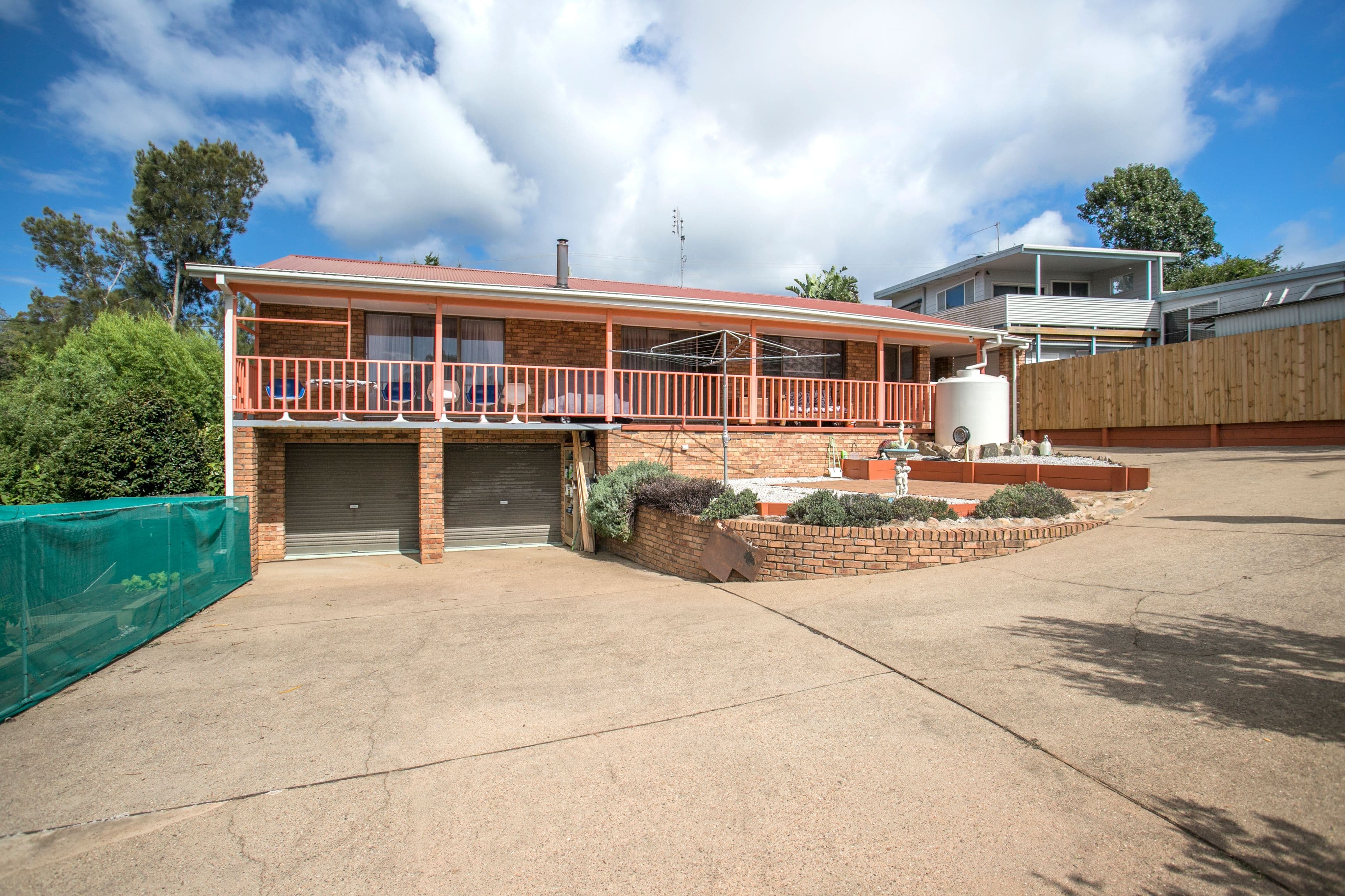 5 Grantham Road, Batehaven - Image 1