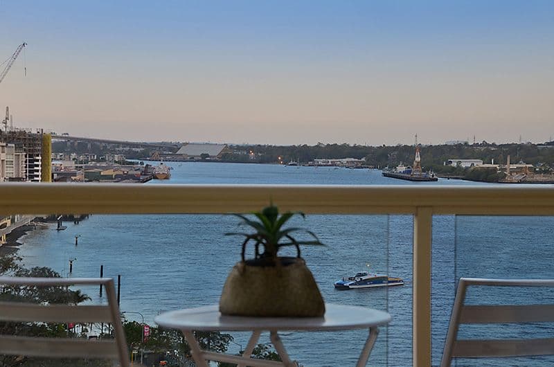 33 Mullens Street, HAMILTON QLD 4007, Hamilton - Image 1