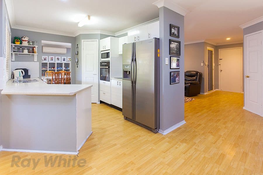 24 Sapphire Street, Springfield QLD 4300, Springfield - Thumbnail 2