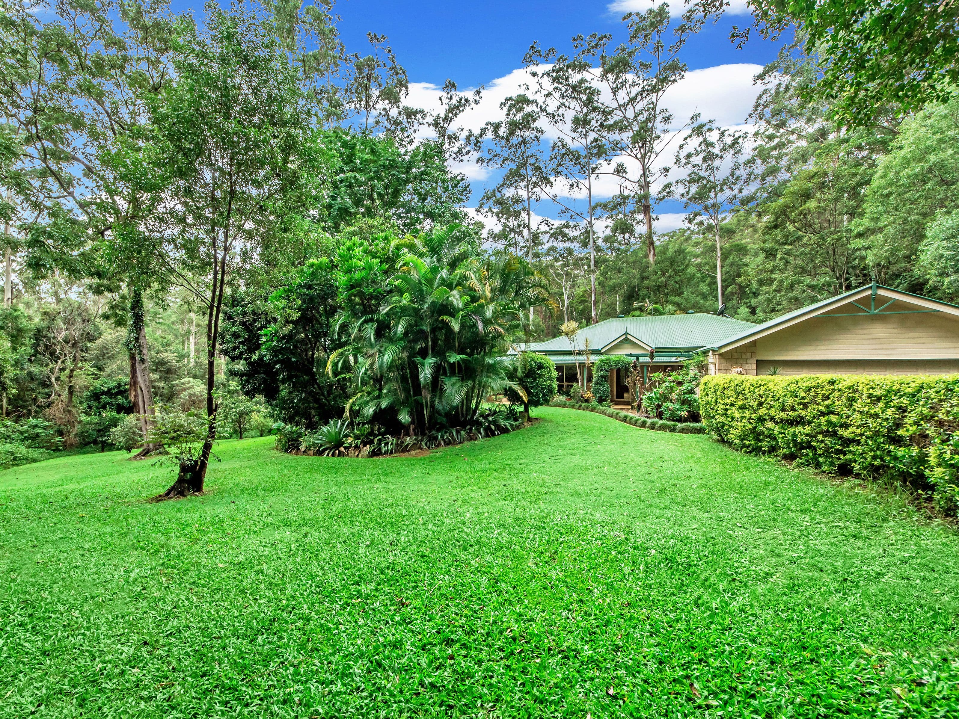 16 Sunray Drive, Bonogin QLD 4213, Bonogin - Thumbnail 3