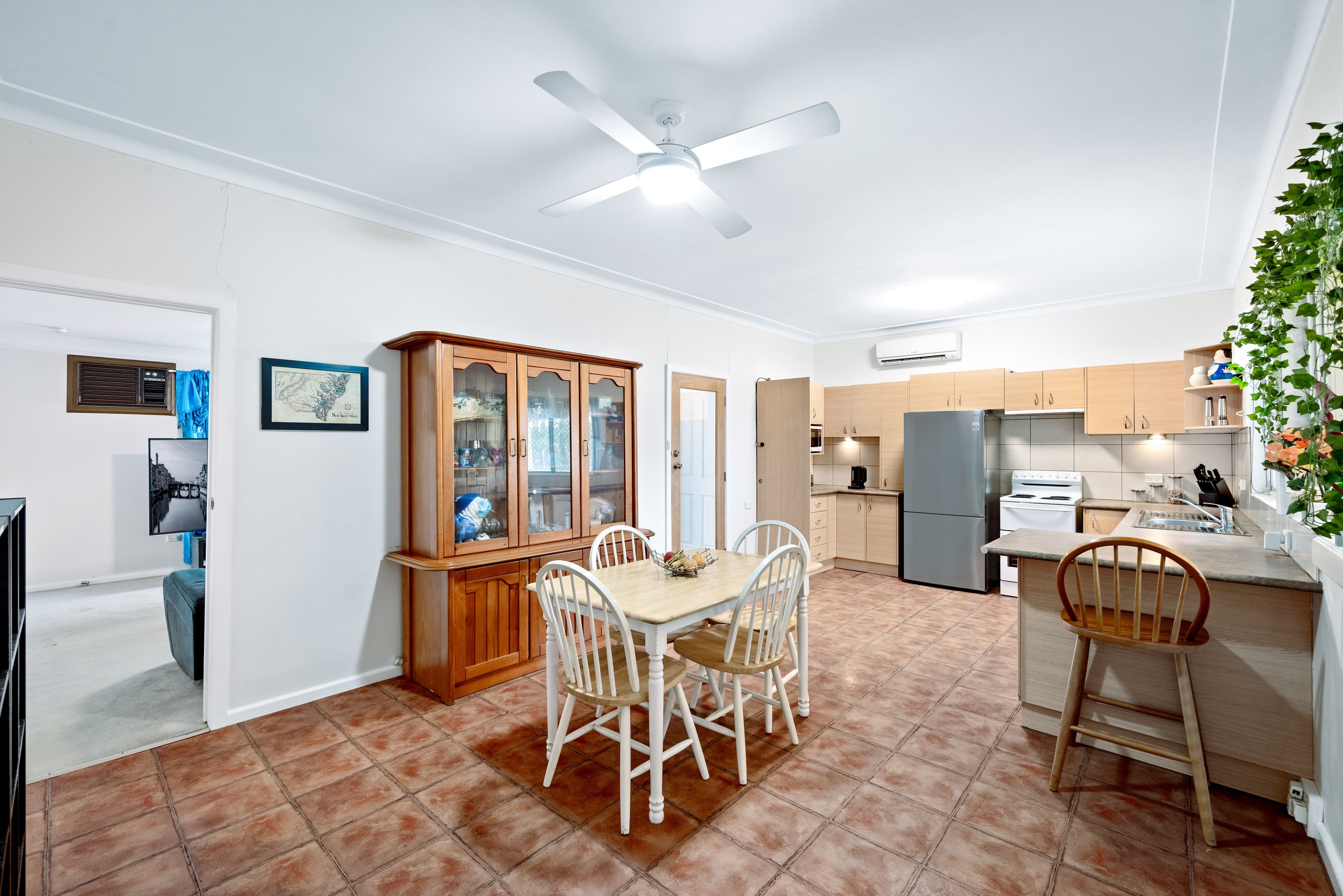 17 Louise Avenue, Ingleburn NSW 2565, Ingleburn - Thumbnail 5