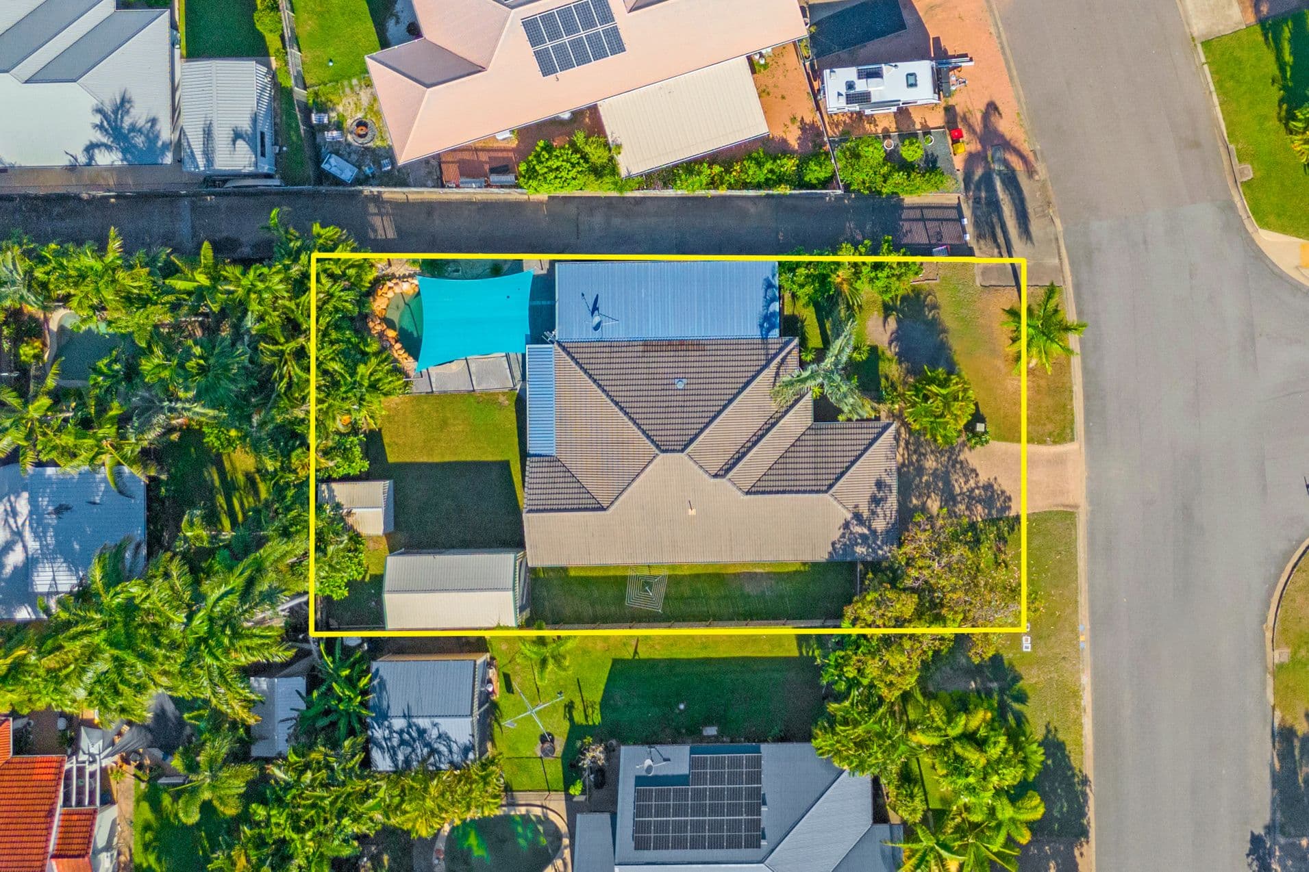 27 Pacific Avenue, Bushland Beach QLD 4818, Bushland Beach - Thumbnail 2