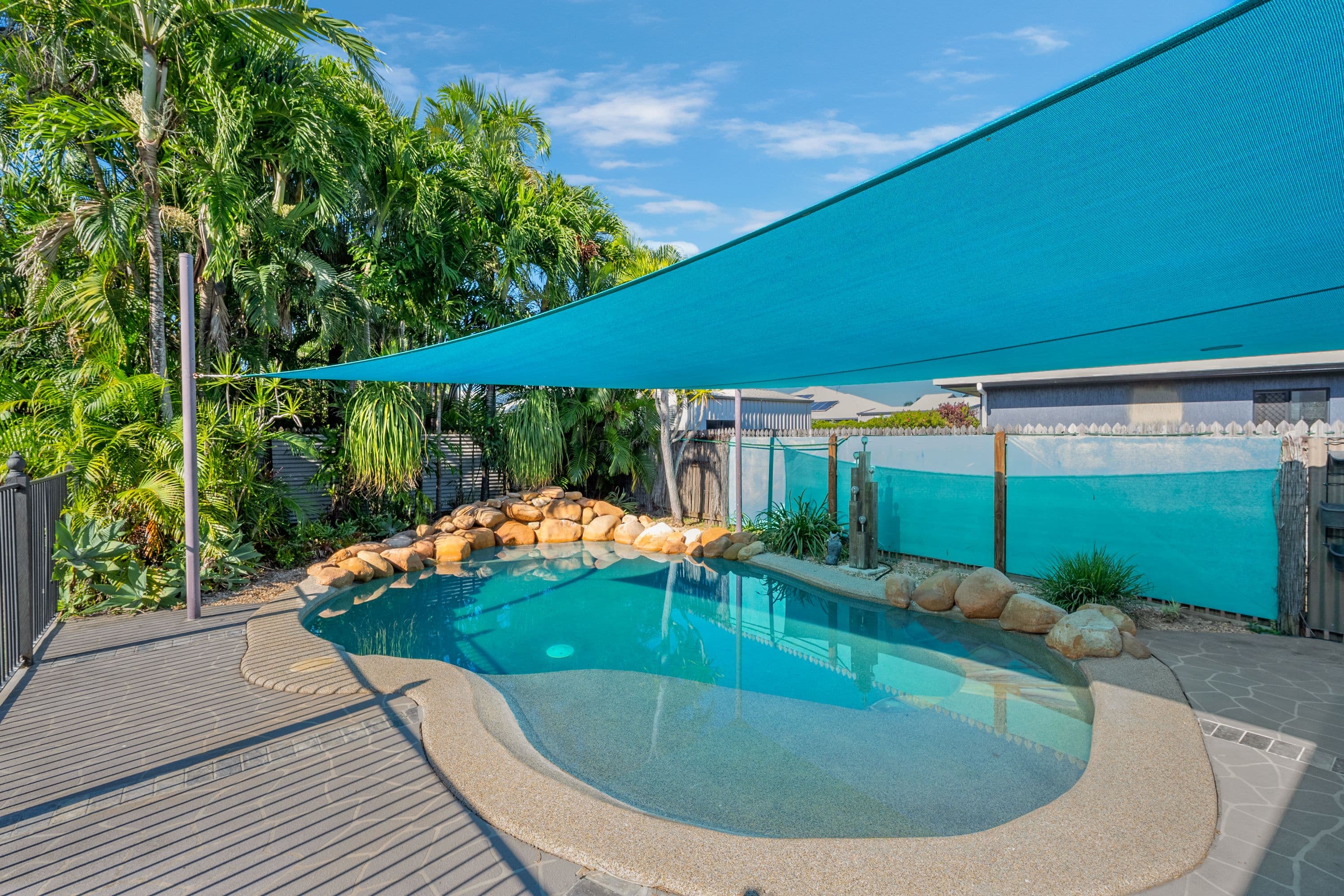 27 Pacific Avenue, Bushland Beach QLD 4818, Bushland Beach - Thumbnail 4