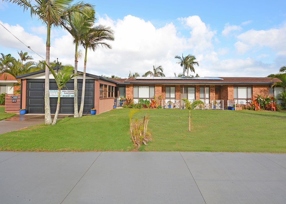 104 Murphy Street, Point Vernon QLD 4655, Point Vernon - Thumbnail 2