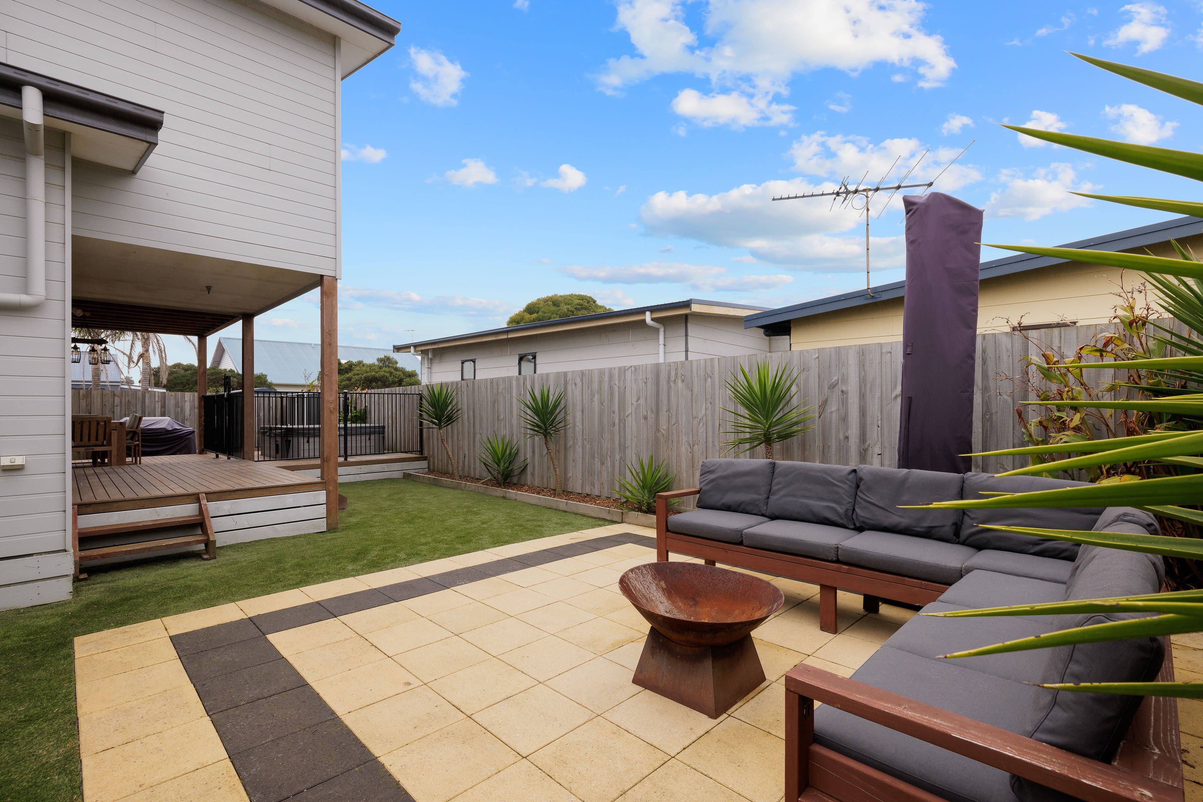 13 Lawson Street, Surf Beach VIC 3922, Surf Beach - Thumbnail 2