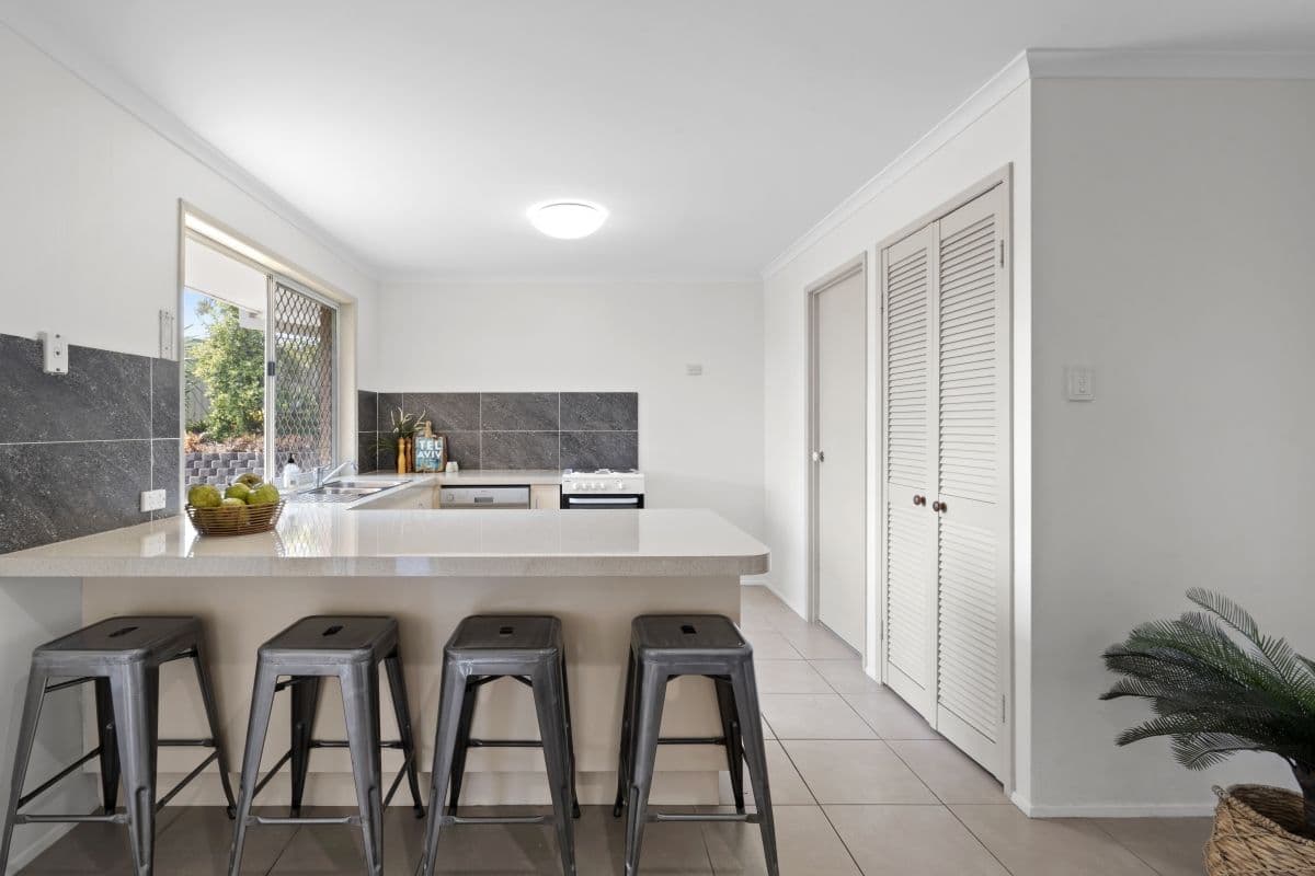 2 Dawnann Court, Carrara QLD 4211, Carrara - Thumbnail 6