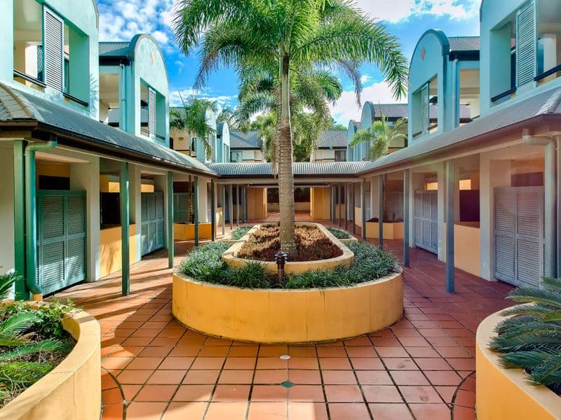 28 Grosvenor Street, BALMORAL QLD 4171, Balmoral - Thumbnail 2