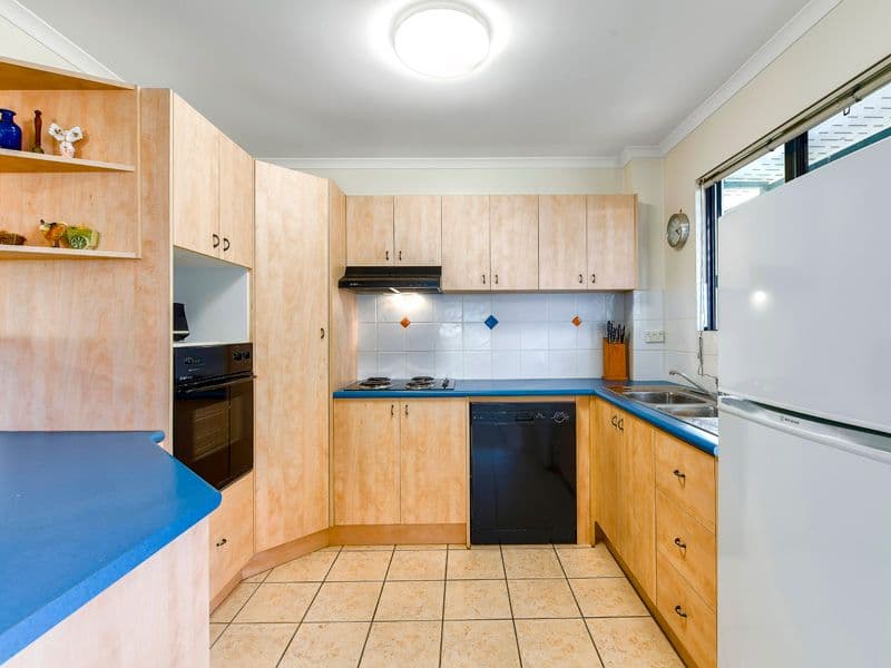 28 Grosvenor Street, BALMORAL QLD 4171, Balmoral - Thumbnail 3