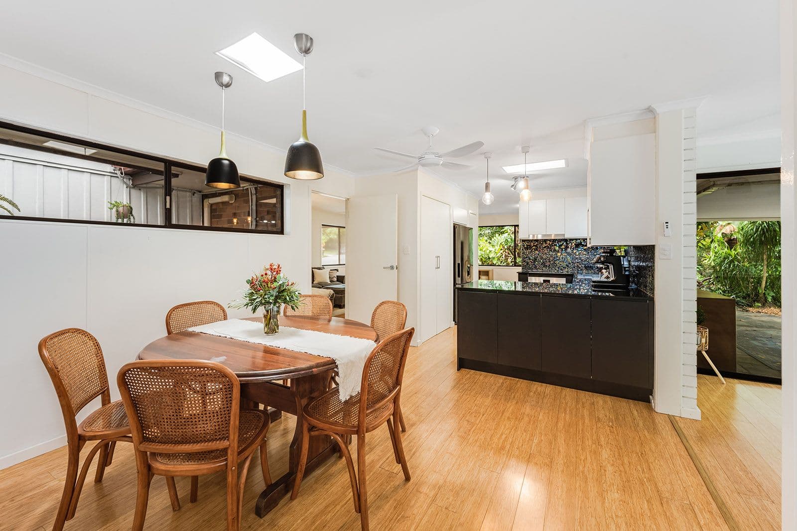18 Gubberley Street, Kenmore QLD 4069, Kenmore - Thumbnail 7