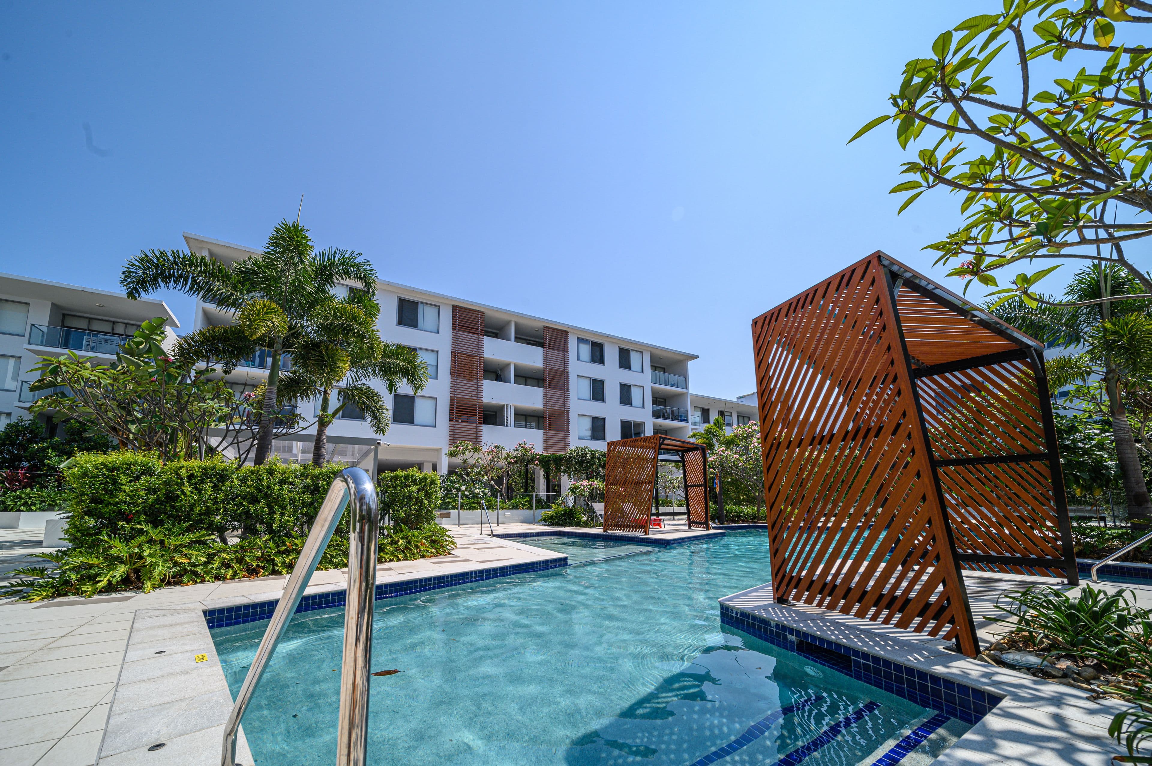7 Waterford Court, Bundall QLD 4217, Bundall - Thumbnail 2