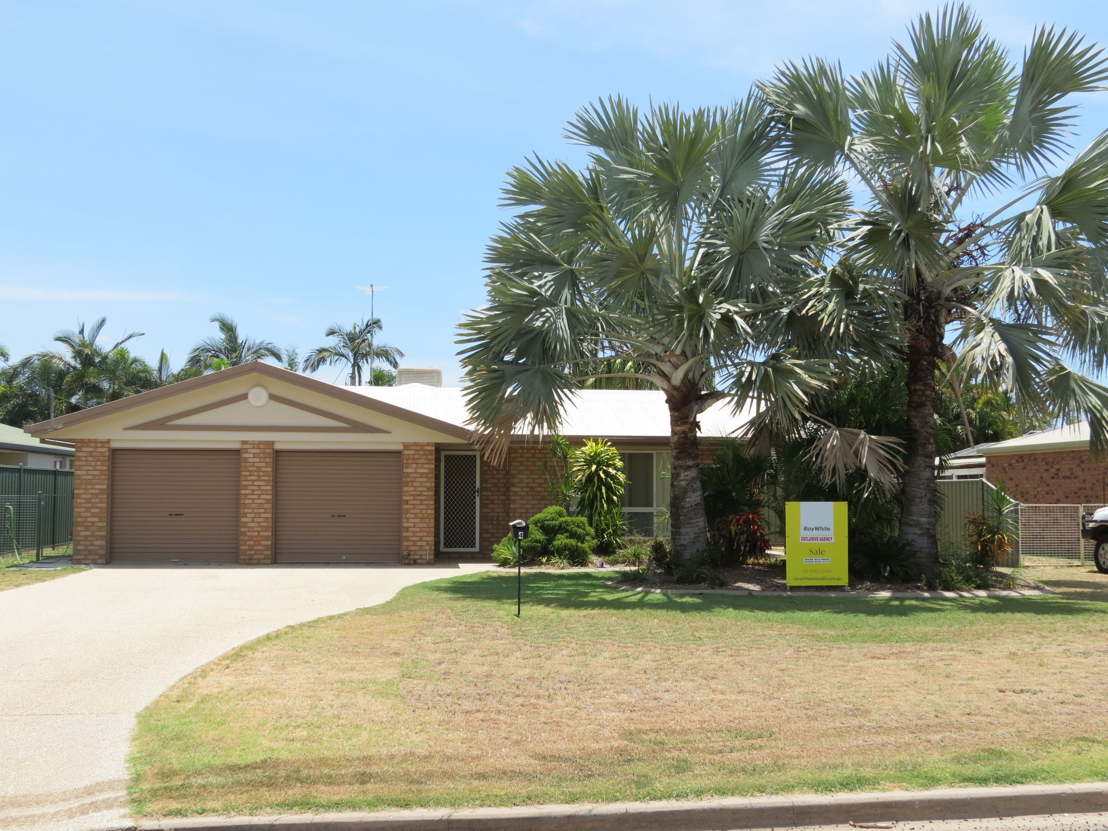 4 Gray Street, Emerald QLD 4720, Emerald - Image 1
