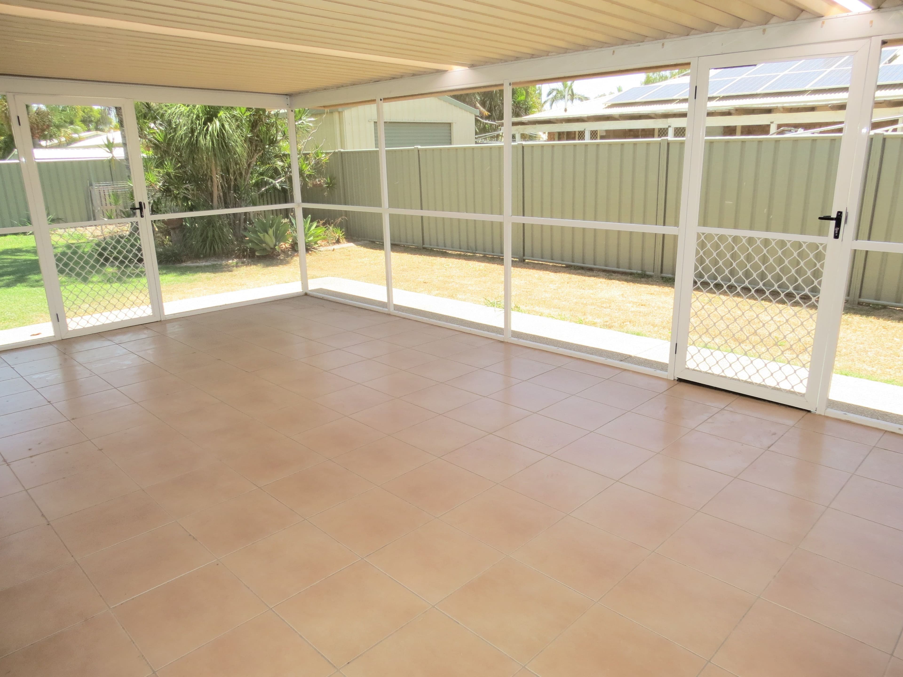4 Gray Street, Emerald QLD 4720, Emerald - Thumbnail 8