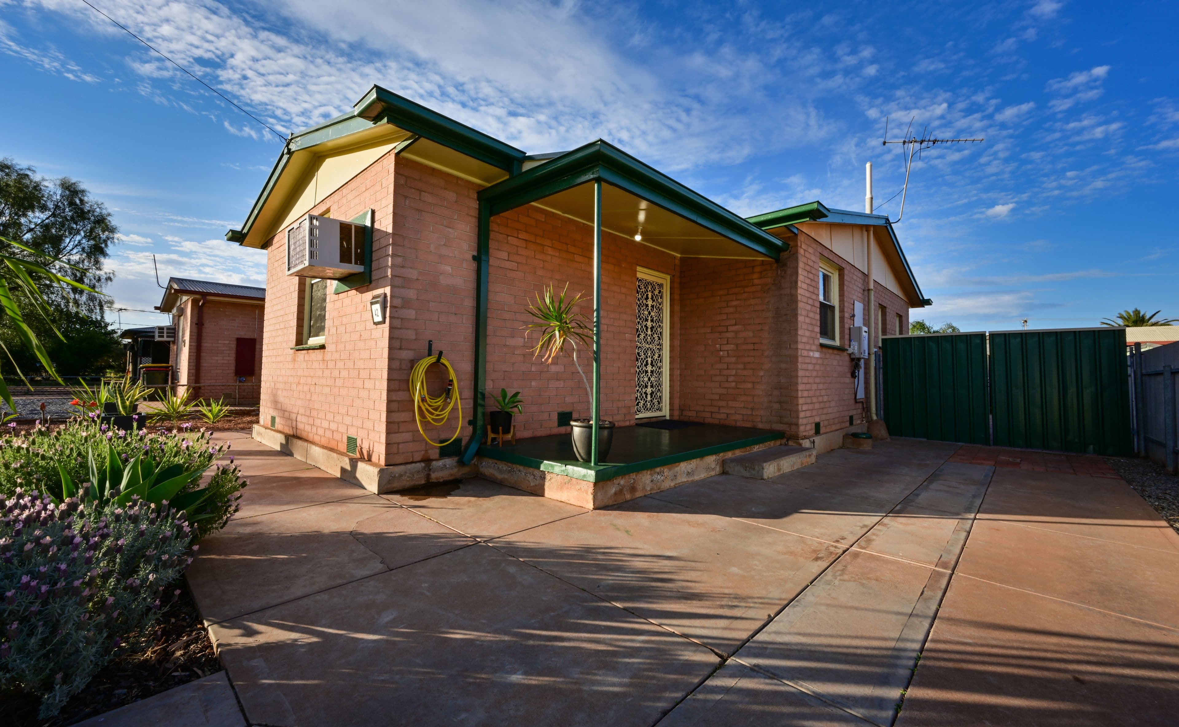 42 Wainwright Street, Whyalla Stuart SA 5608, Whyalla Stuart - Thumbnail 2