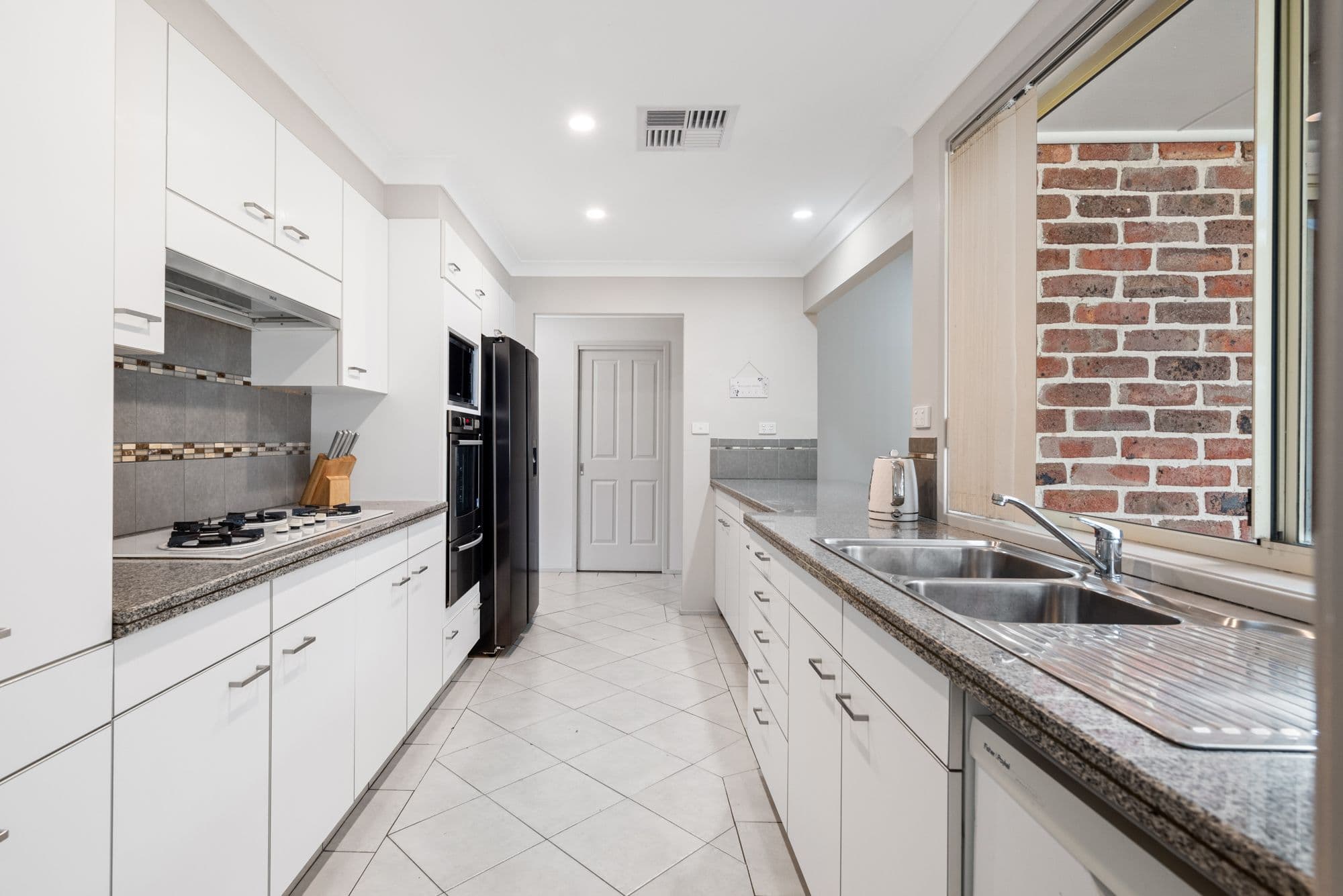 14 Staples Place, Glenmore Park NSW 2745, Glenmore Park - Thumbnail 5