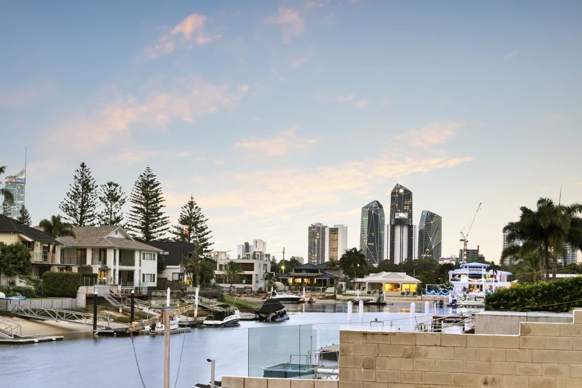 19 Andrea Avenue, Broadbeach Waters QLD 4218, Broadbeach Waters - Thumbnail 5