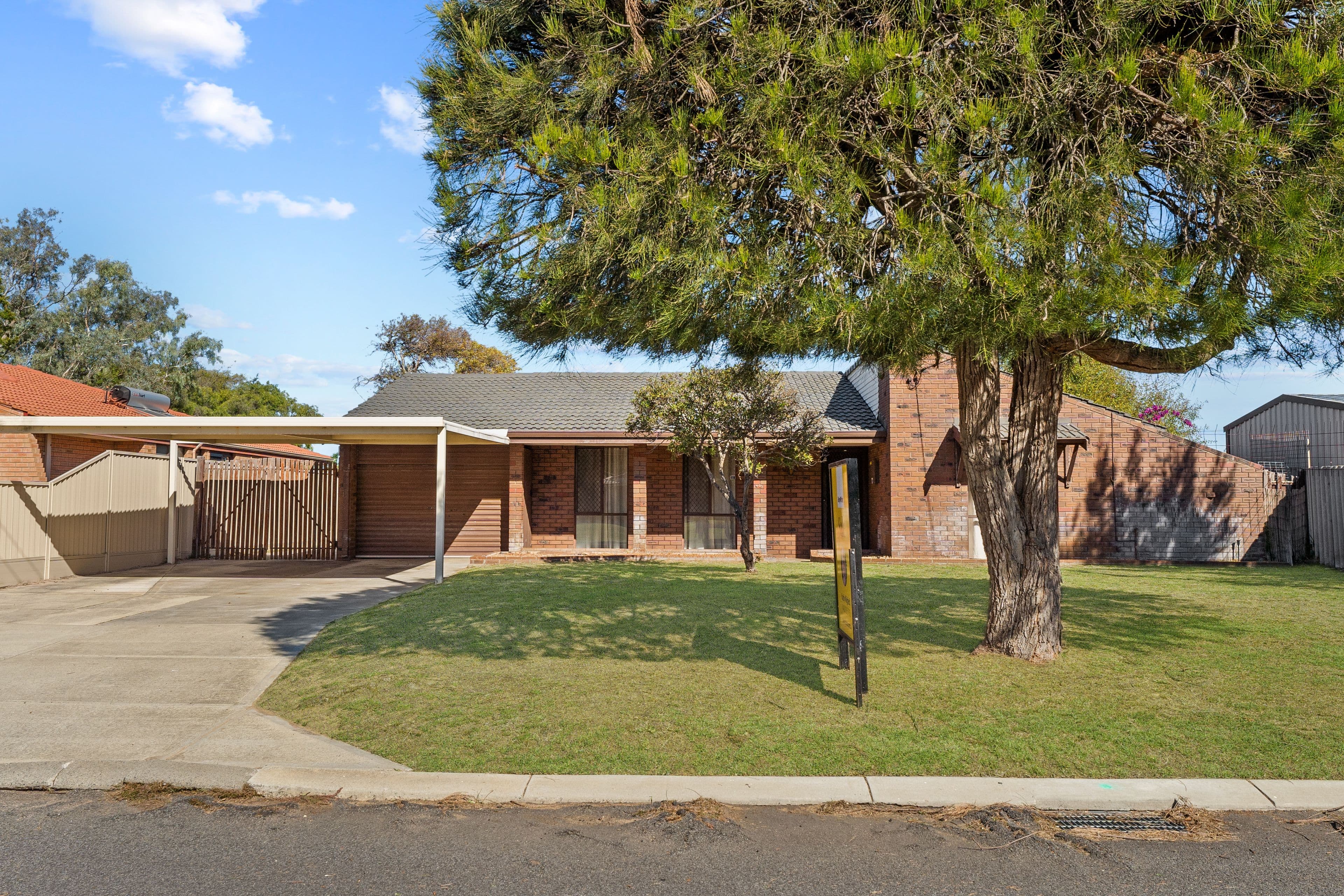 4 Kingallon Court, Rockingham WA 6168, Rockingham - Thumbnail 2