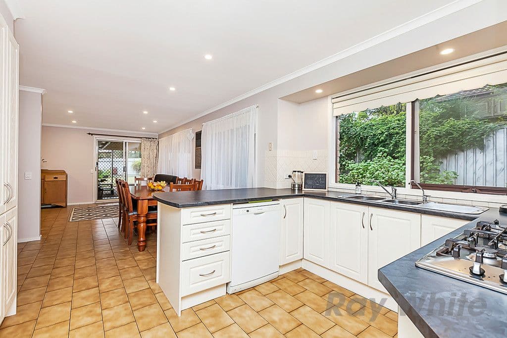 1 Tyson Avenue, Trott Park SA 5158, Trott Park - Thumbnail 4