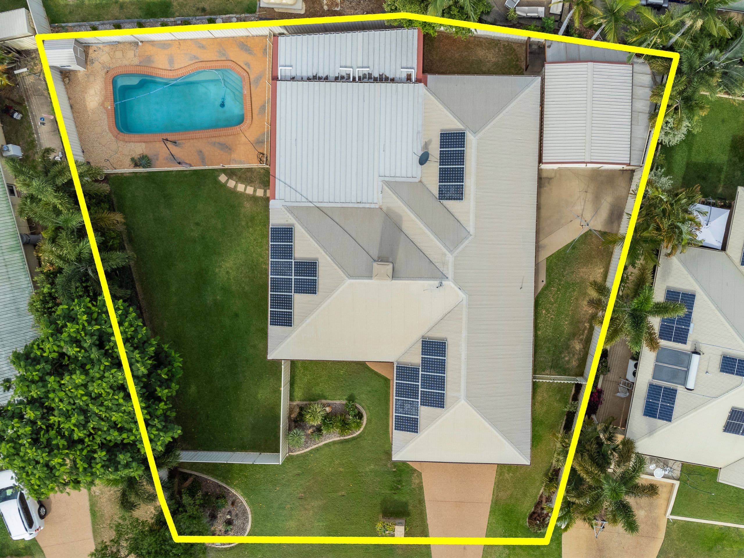 8 Mallyon Street, Emerald QLD 4720, Emerald - Image 1