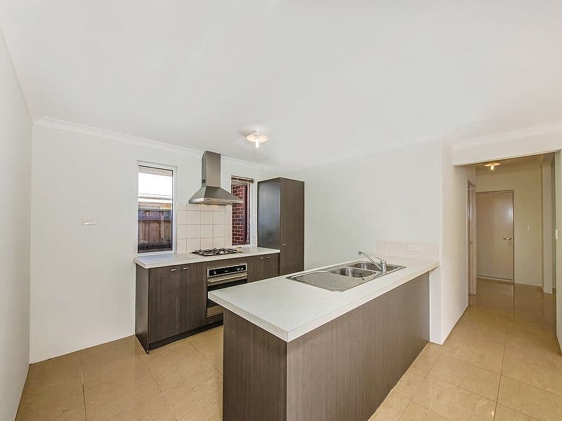 18 Beachside Parade, YANCHEP WA 6035, Yanchep - Thumbnail 4