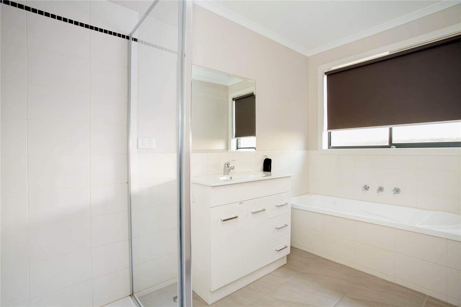 13 Canopus Crescent, LARA VIC 3212, Lara - Thumbnail 8
