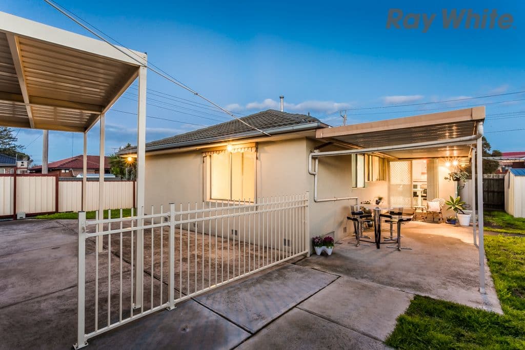 13 Calverton Road, Kealba VIC 3021, Kealba - Thumbnail 8