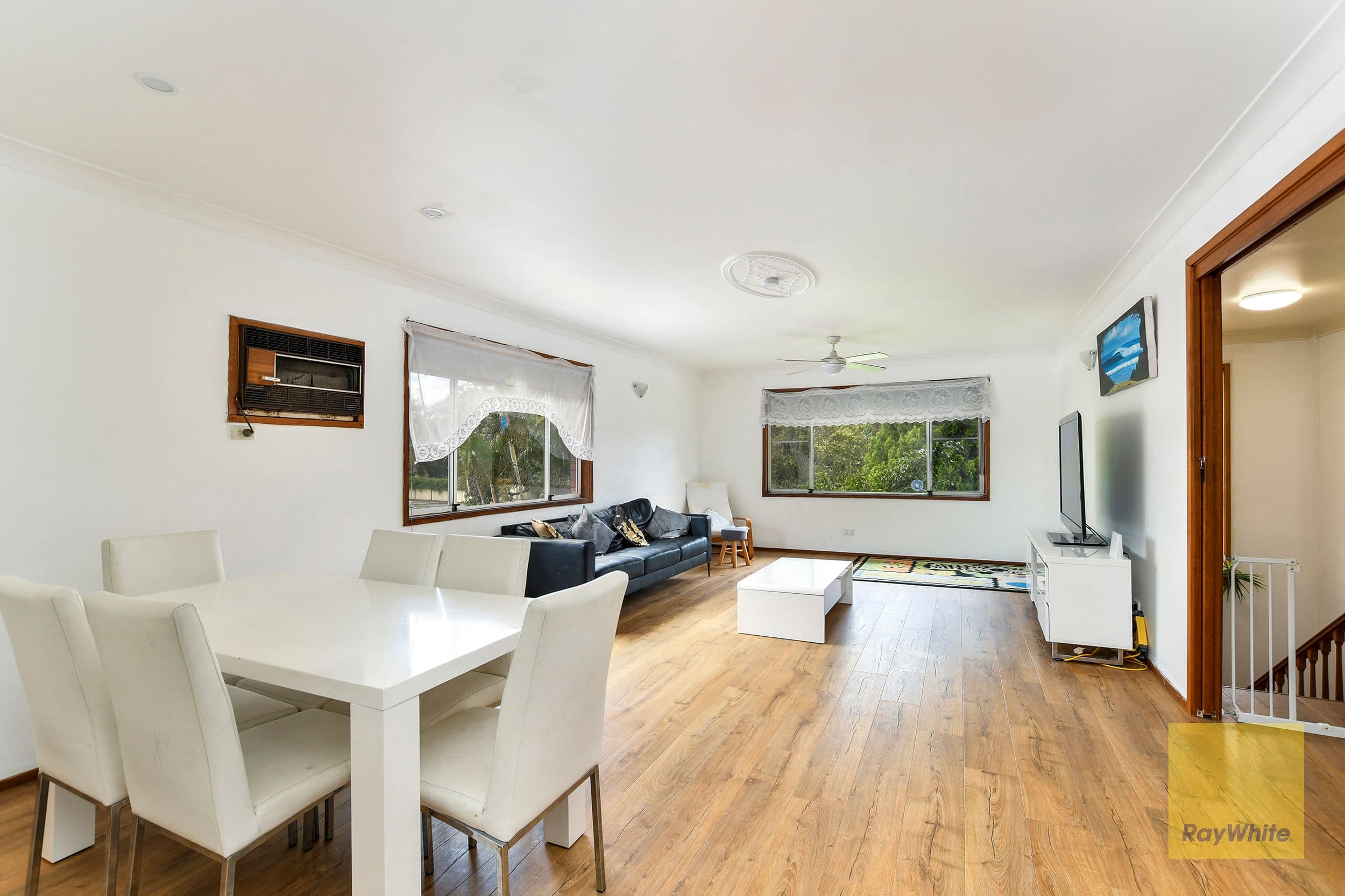 135 Trafalgar Avenue, Umina Beach NSW 2257, Umina Beach - Thumbnail 2