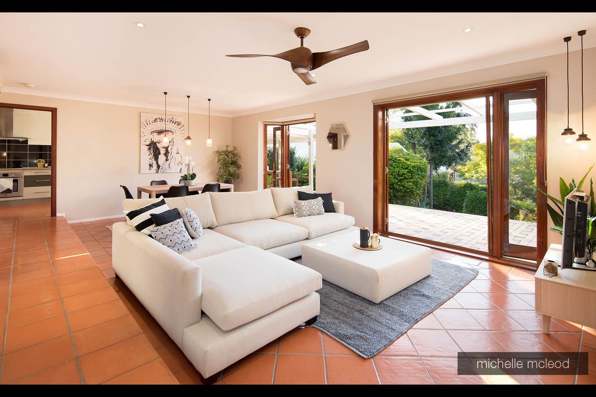 8 Manubar Place, Chapel Hill QLD 4069, Chapel Hill - Thumbnail 3