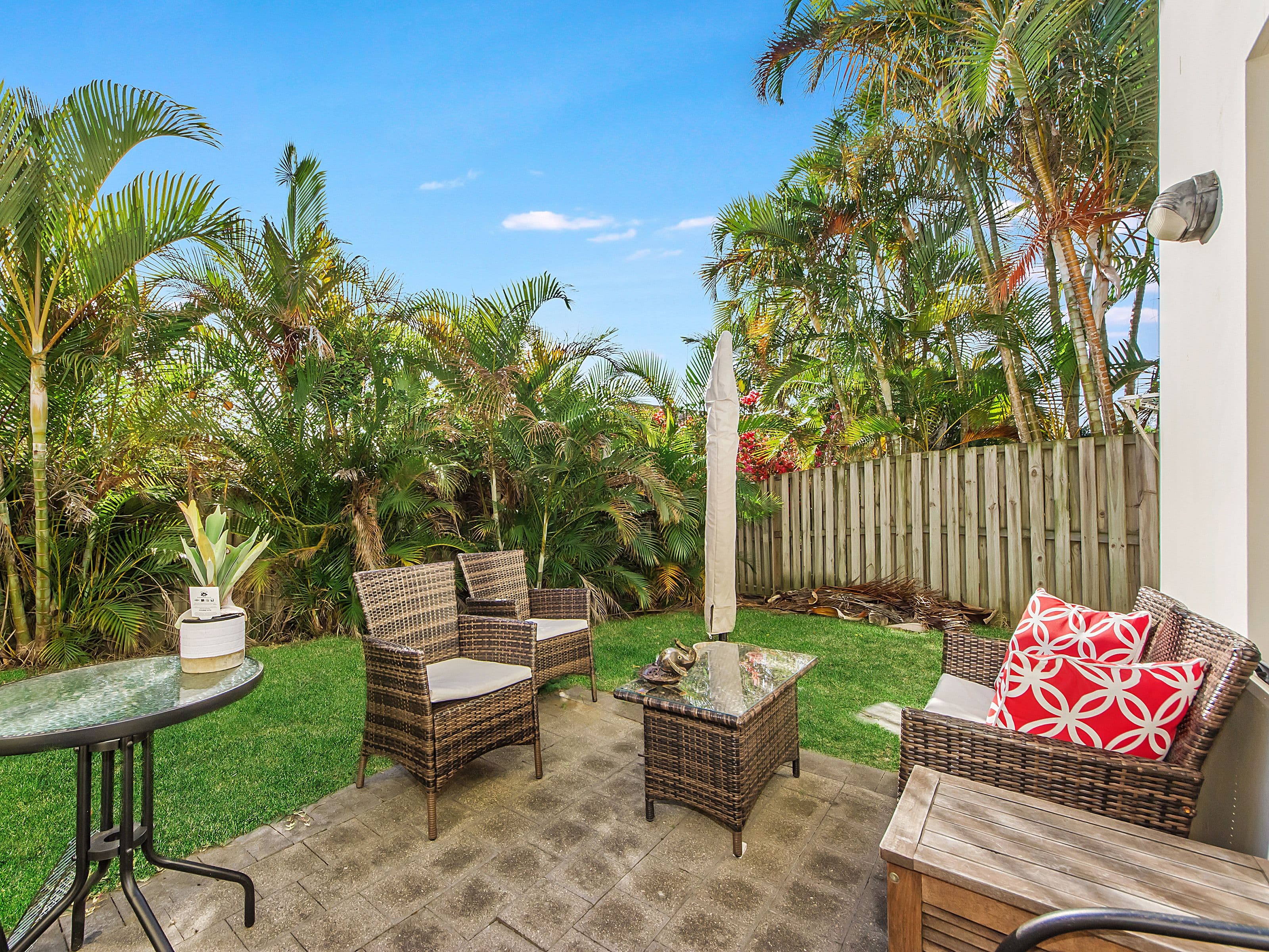 1 - 15 Gentian Drive, Arundel QLD 4214, Arundel - Thumbnail 3