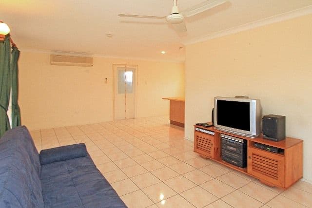 21 Orchid Street, Kinka Beach QLD 4703, Kinka Beach - Thumbnail 4