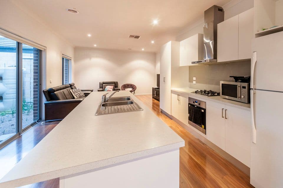 20A Newton Street, Reservoir VIC 3073, Reservoir - Thumbnail 2