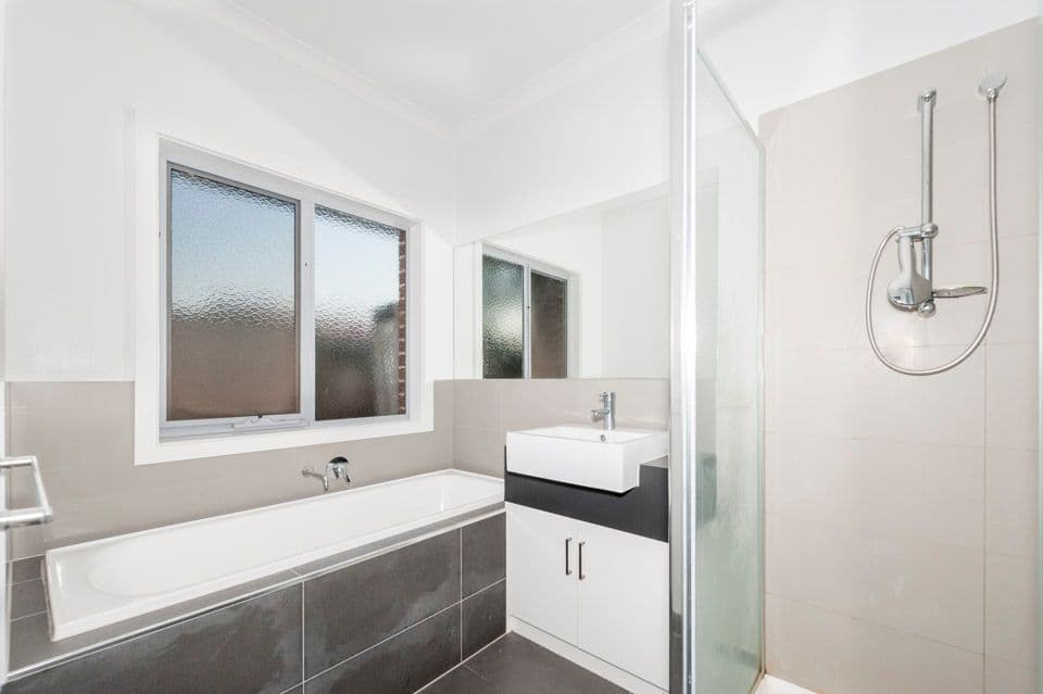 20A Newton Street, Reservoir VIC 3073, Reservoir - Thumbnail 7