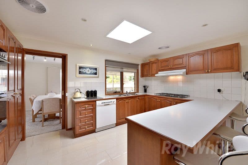 261 Karoo Road, ROWVILLE VIC 3178, Rowville - Thumbnail 2