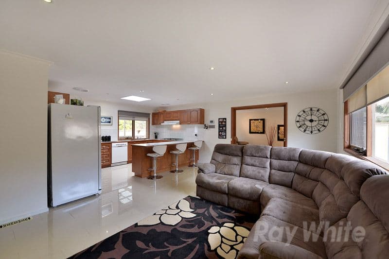 261 Karoo Road, ROWVILLE VIC 3178, Rowville - Thumbnail 3