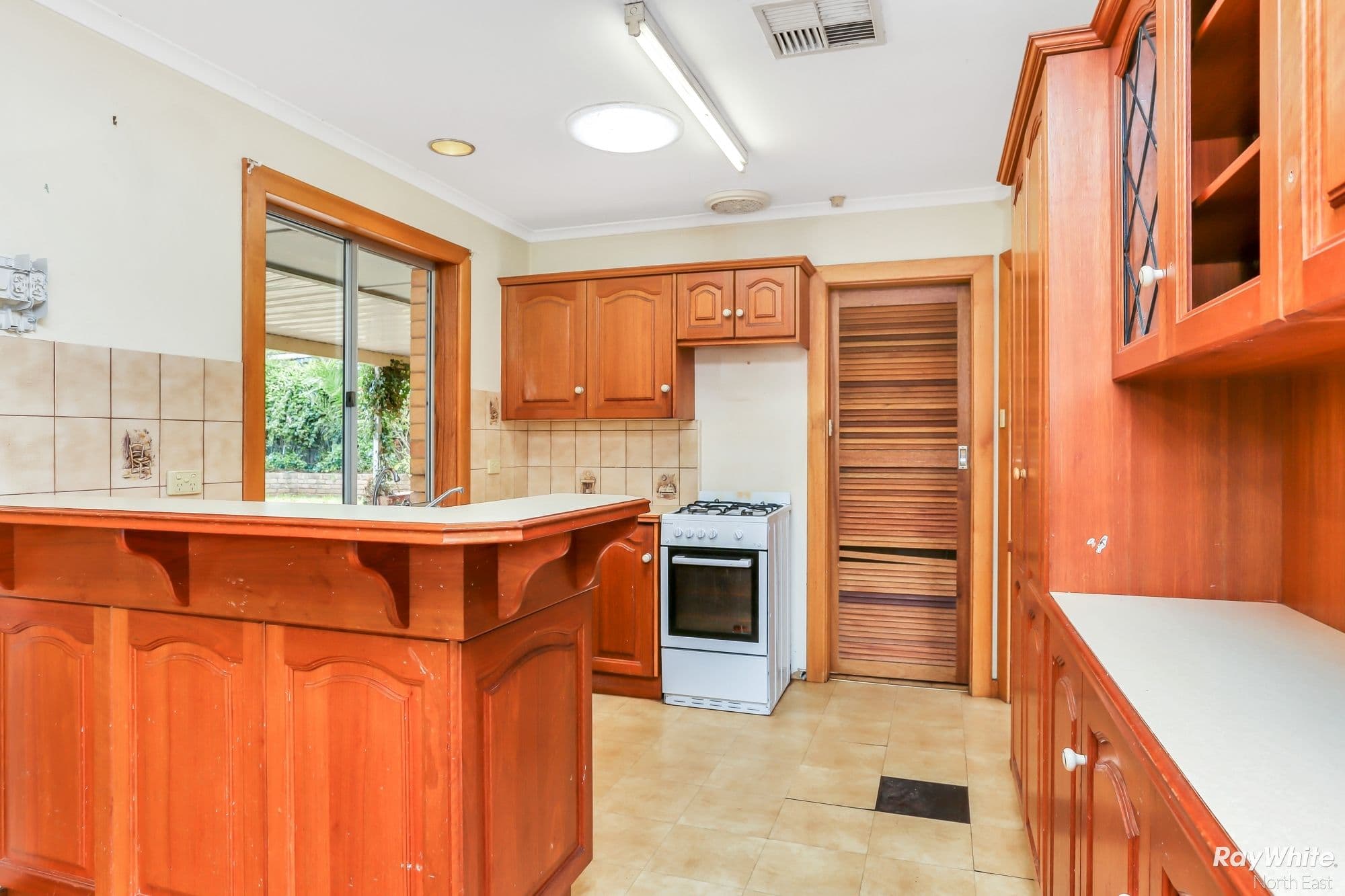 72 Flinders Drive, Valley View SA 5093, Valley View - Thumbnail 4