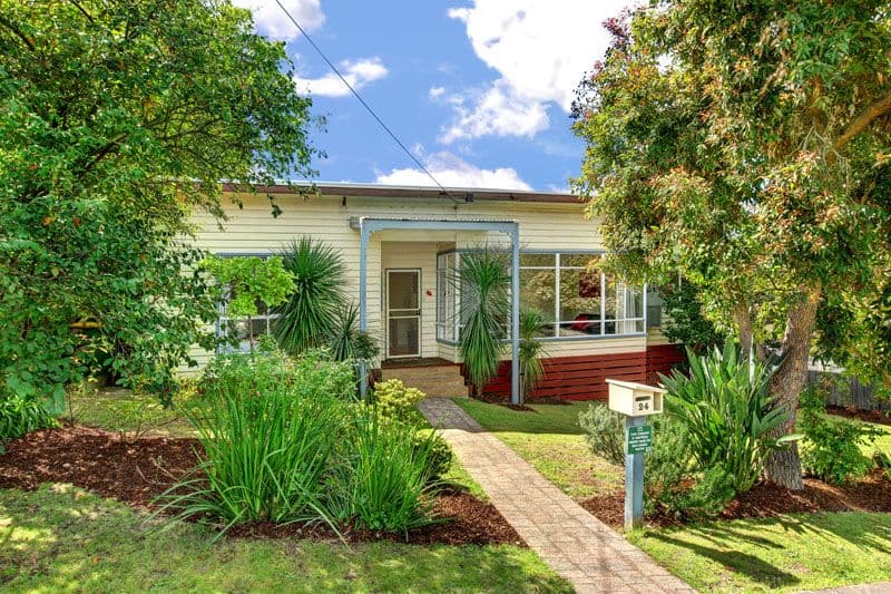 24 Moorwatha Street, MACLEOD VIC 3085, Macleod - Image 1