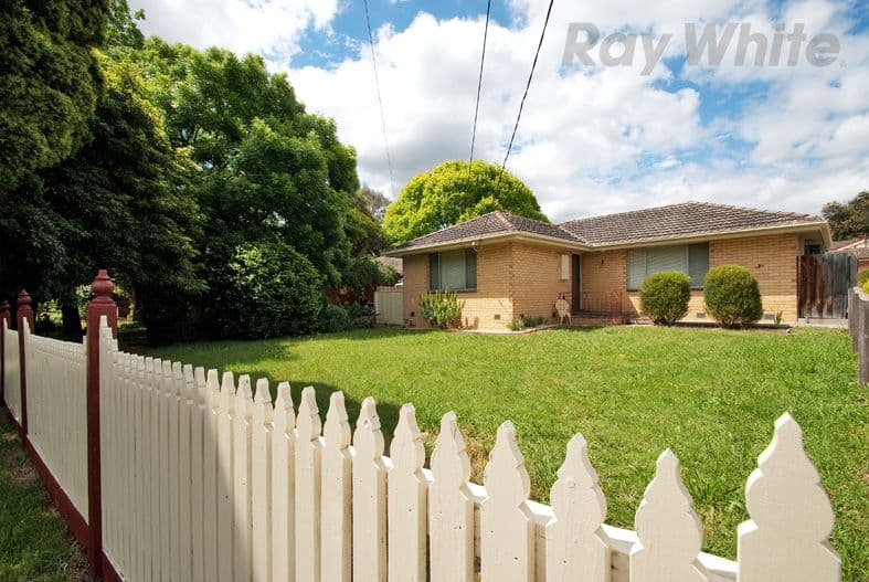 7 CAROLANNE Court, Mooroolbark VIC 3138, Mooroolbark - Thumbnail 2