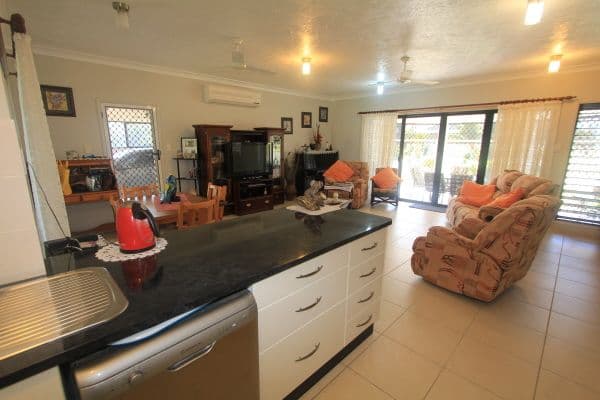 46 Augusta Drive, BALGAL BEACH QLD 4816, Balgal Beach - Thumbnail 4