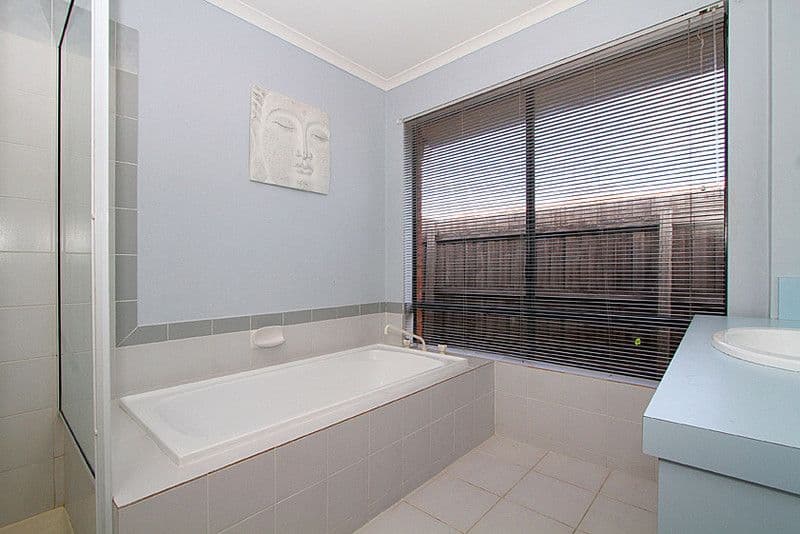 2 Brentfield Court, MILL PARK VIC 3082, Mill Park - Thumbnail 8