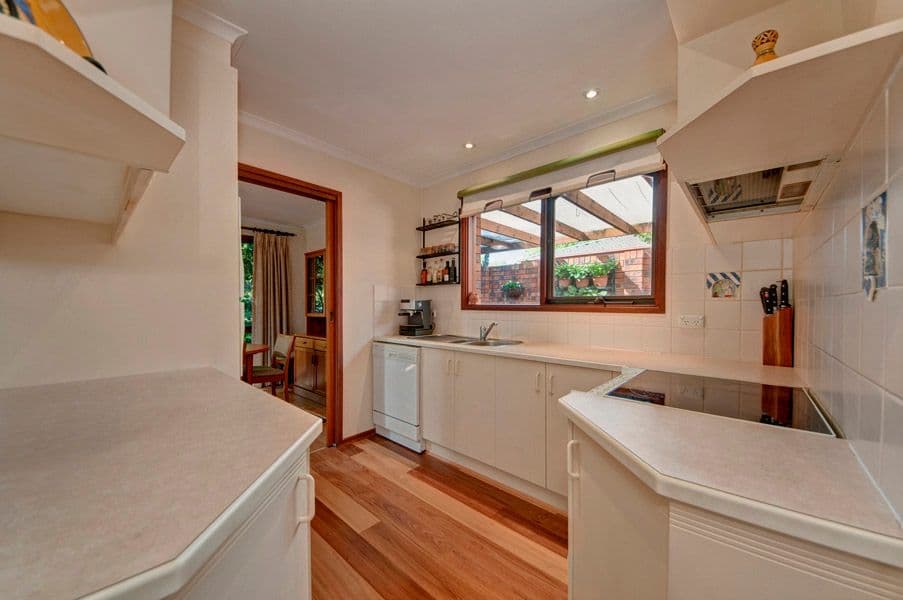 4 Bungonia Street, NARRABUNDAH ACT 2604, Narrabundah - Thumbnail 7