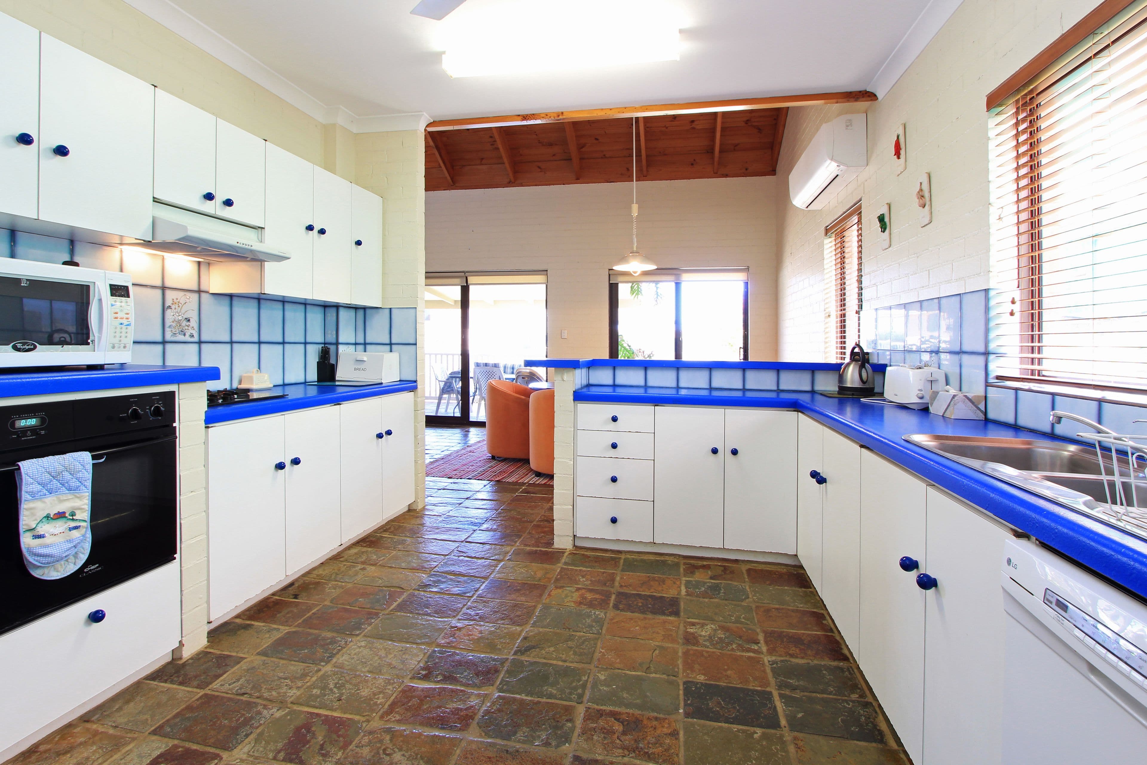 27 Bluewater Drive, Jurien Bay WA 6516, Jurien Bay - Thumbnail 5
