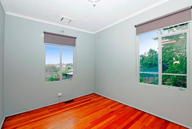 55 Nisbett Street, RESERVOIR VIC 3073, Reservoir - Thumbnail 5