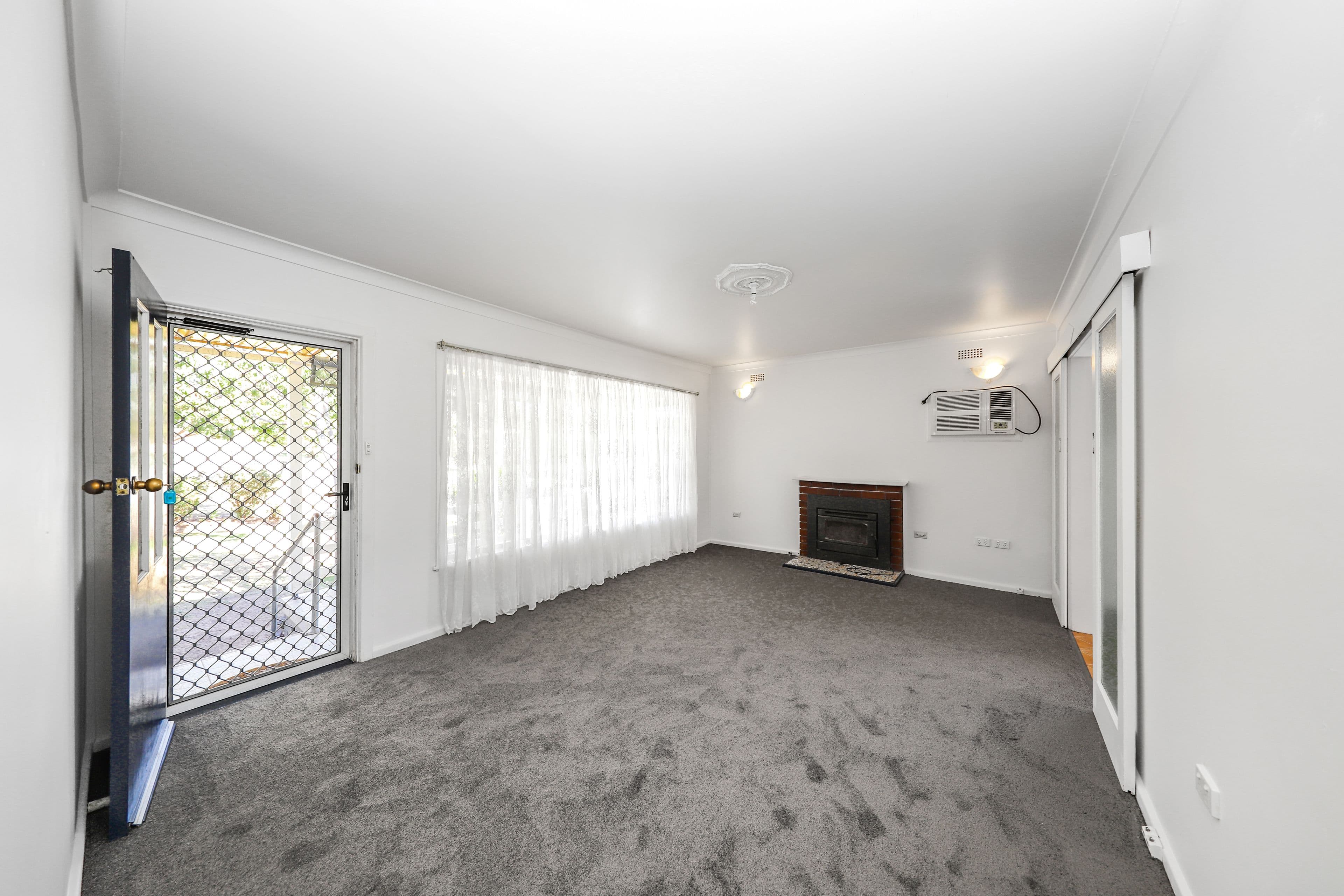4 Lambie Street, Tumut NSW 2720, Tumut - Thumbnail 3