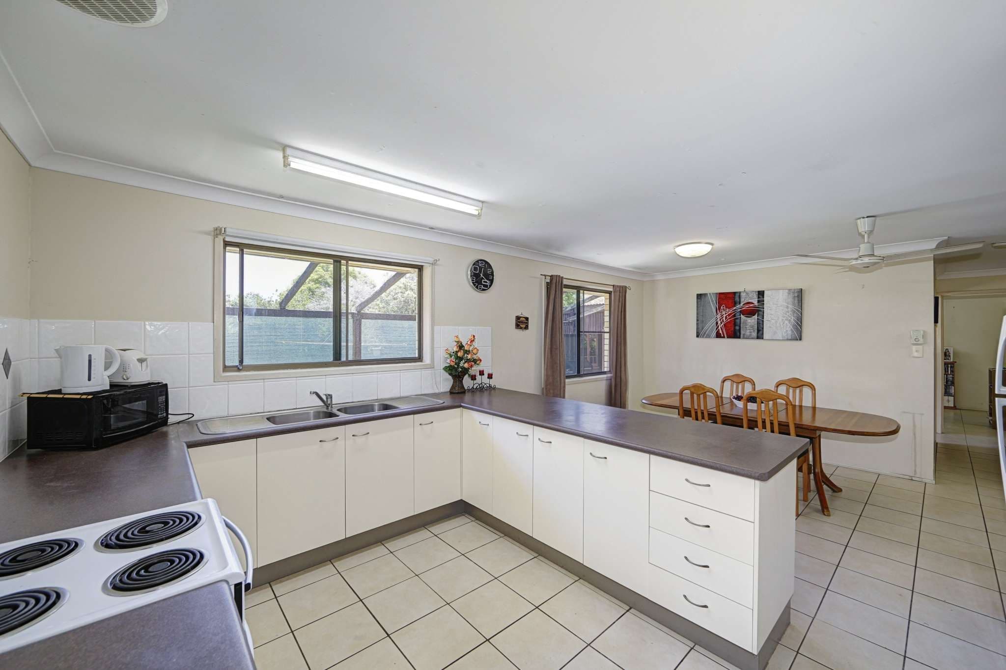 15 Coffea Street, Macleay Island QLD 4184, Macleay Island - Thumbnail 8