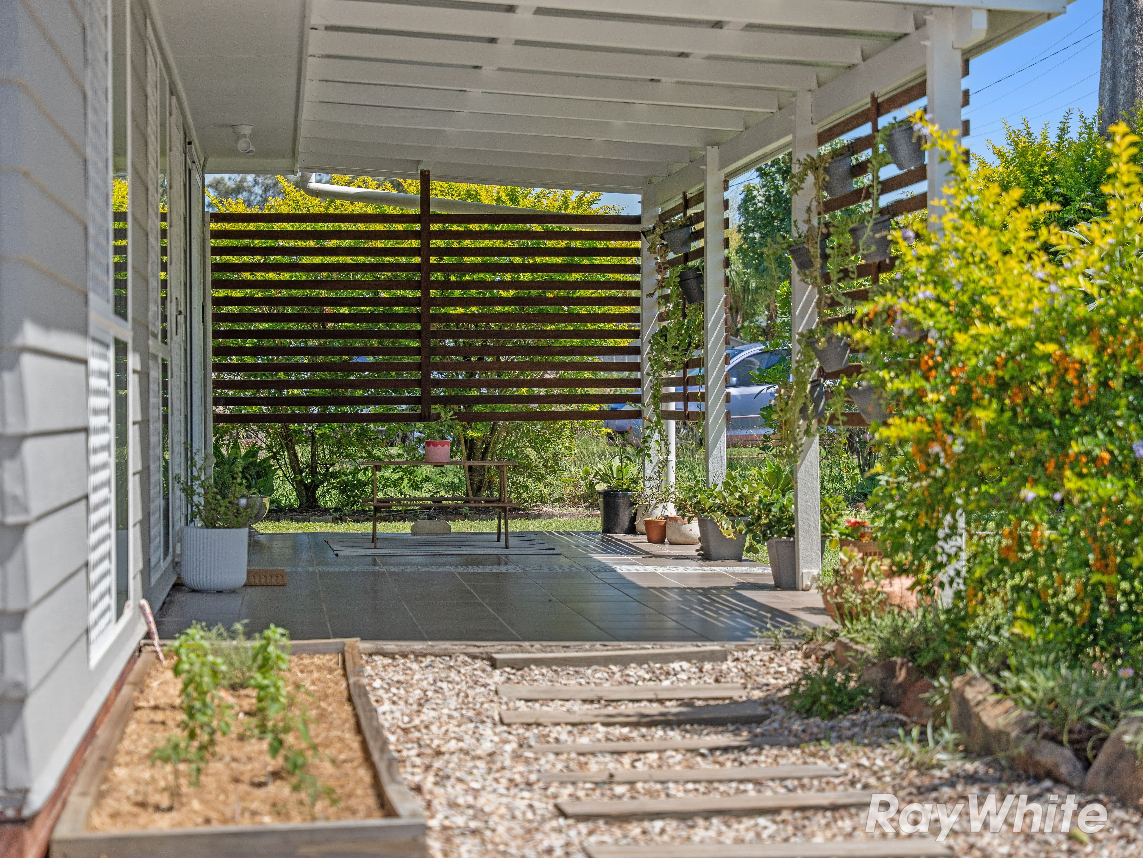 22 Calvin Street, Walloon QLD 4306, Walloon - Thumbnail 8
