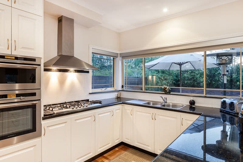 3 Sherwood Way, LYSTERFIELD VIC 3156, Lysterfield - Thumbnail 2
