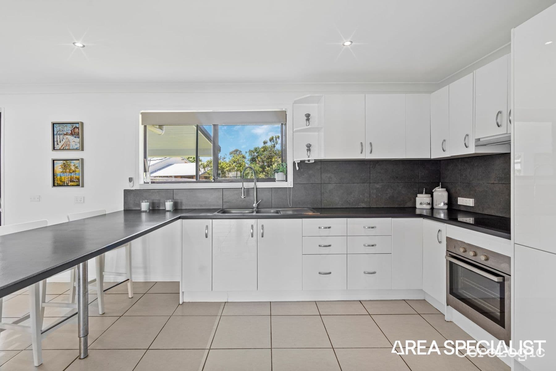 58 Wallaby Drive, Rosebud, Rosebud - Thumbnail 5