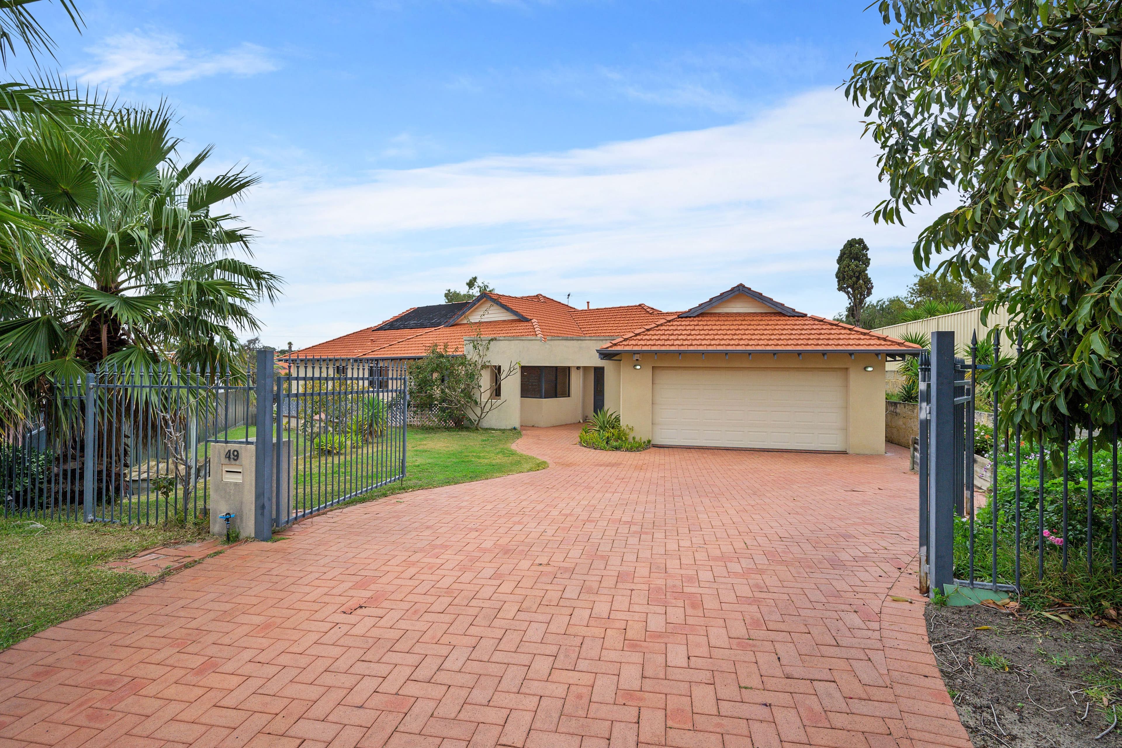 49 Warringah Close, Kallaroo WA 6025, Kallaroo - Image 1